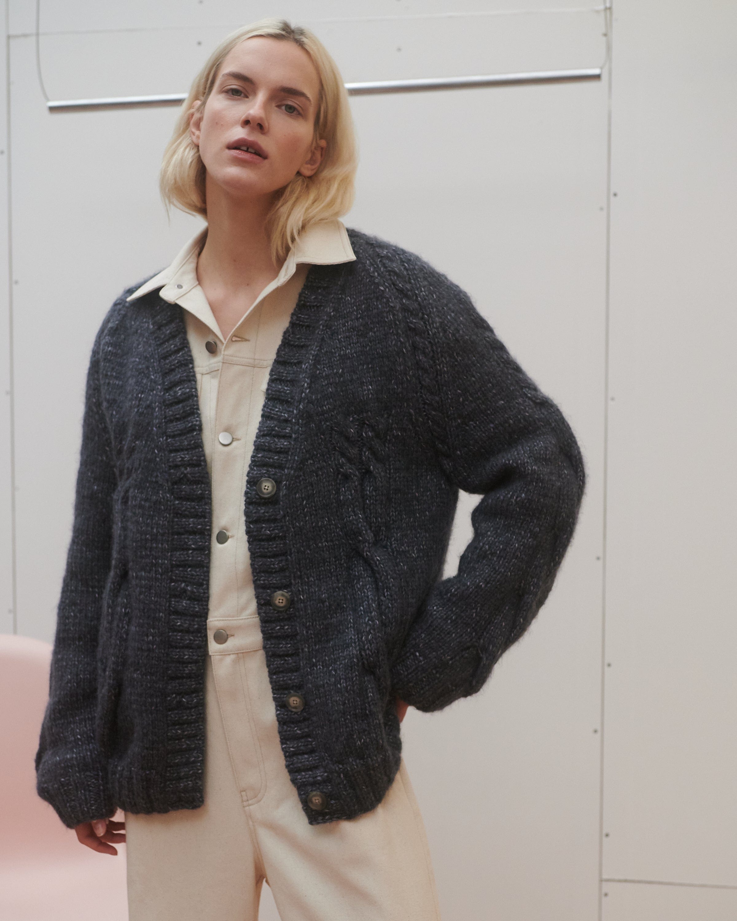 Vilnelė: Dark Grey Merino Wool Cardigan – The Knotty Ones